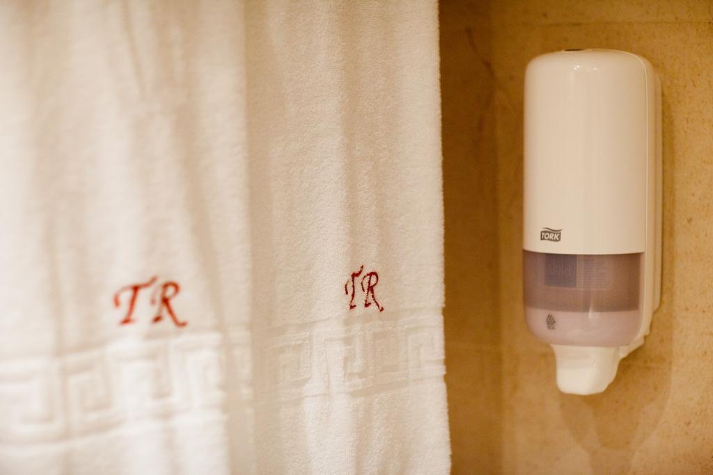 Top Rooms Aparthotel Bucureşti Ngoại thất bức ảnh